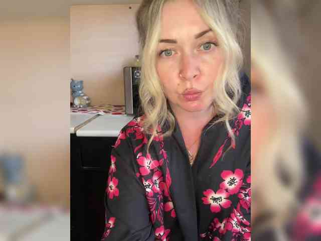AloveA69 Live Webcam on BongaCams