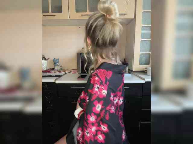 AloveA69 webcam