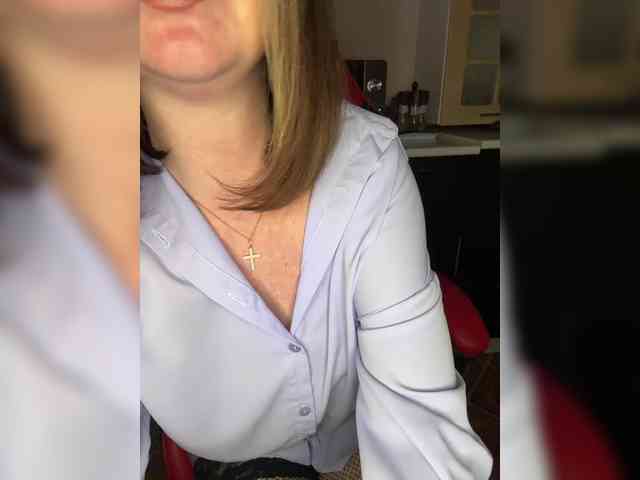 AloveA69 webcam