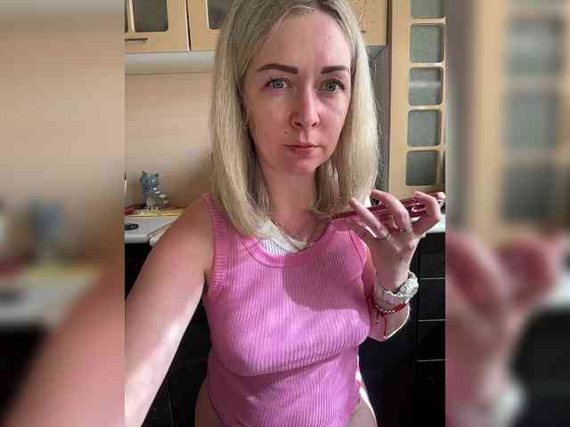AloveA69 webcam
