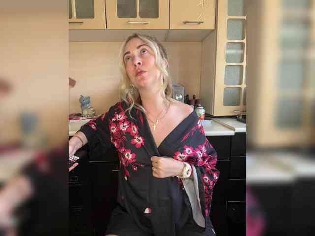 AloveA69 webcam