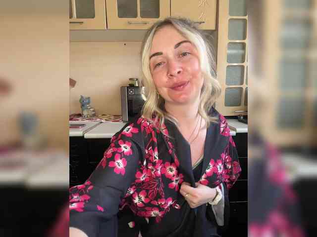 AloveA69 webcam