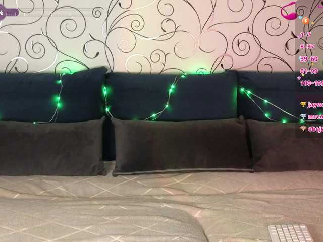 Mari-Cherie's BongaCams show and profile