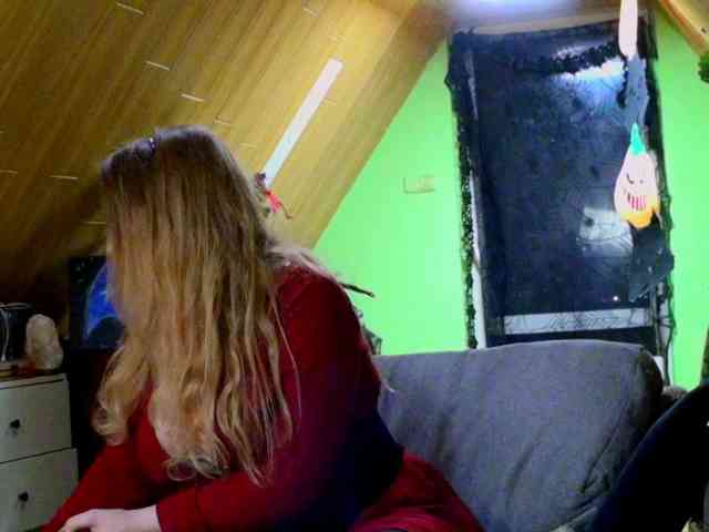 NaughtyNatali webcam