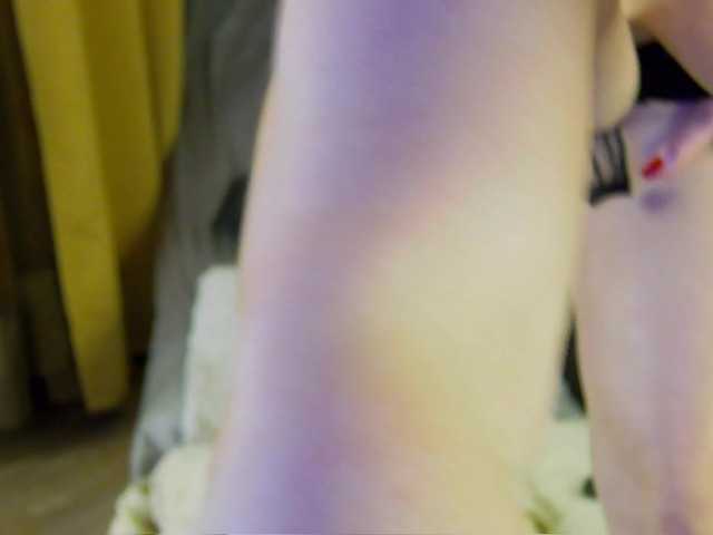 Tania44b's BongaCams show and profile