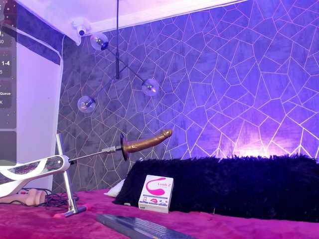 danaylia's BongaCams show and profile