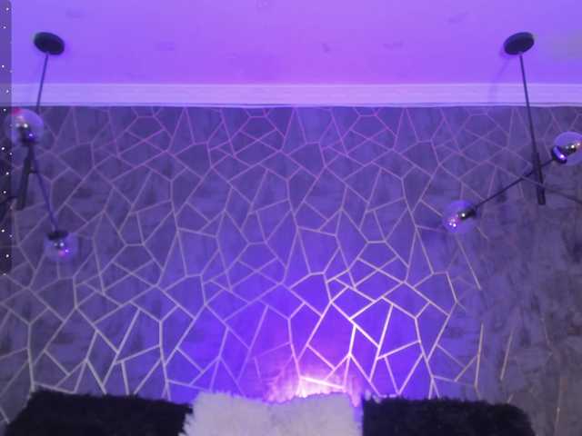 danaylia's BongaCams show and profile