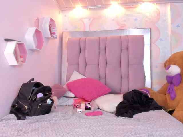 danaylia webcam