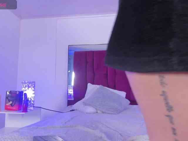 danaylia webcam
