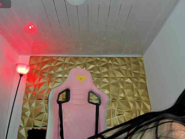 danaylia webcam