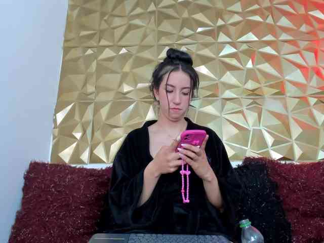 danaylia webcam
