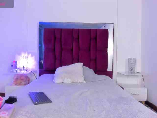 danaylia webcam