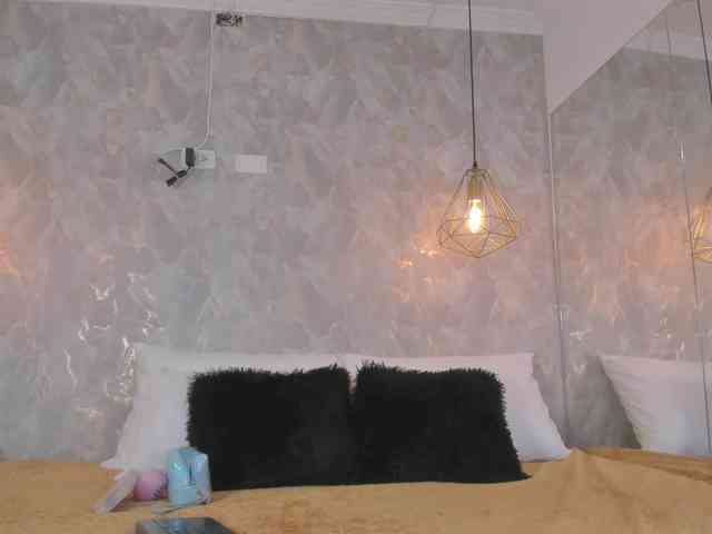danaylia webcam