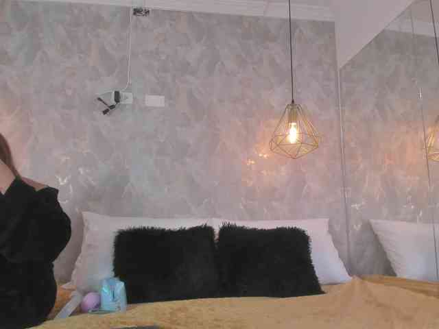 danaylia webcam