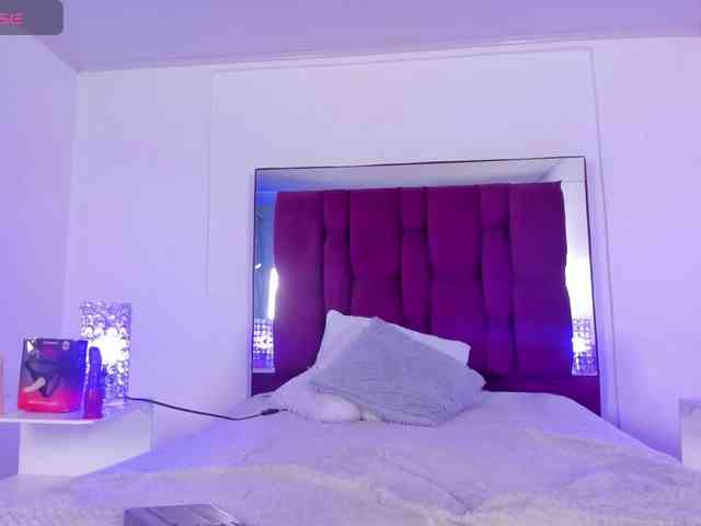 danaylia webcam