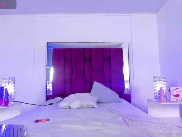 danaylia webcam