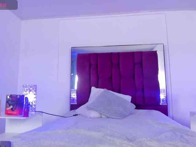 danaylia webcam