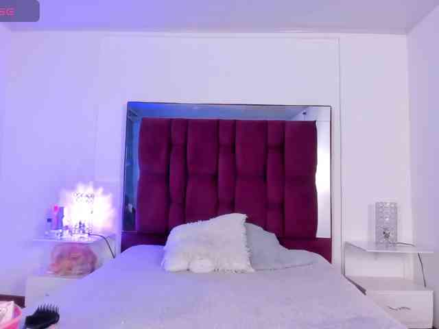 danaylia webcam