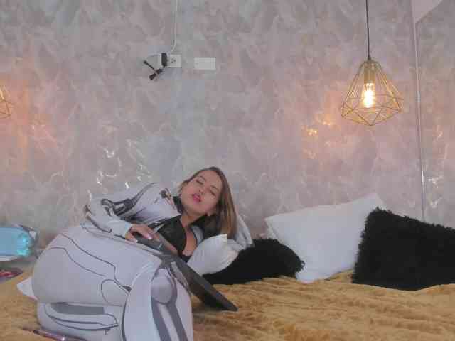 danaylia webcam