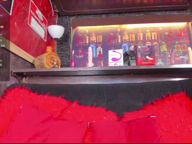 danaylia webcam