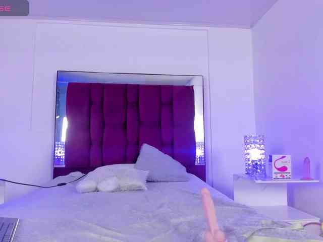 danaylia webcam
