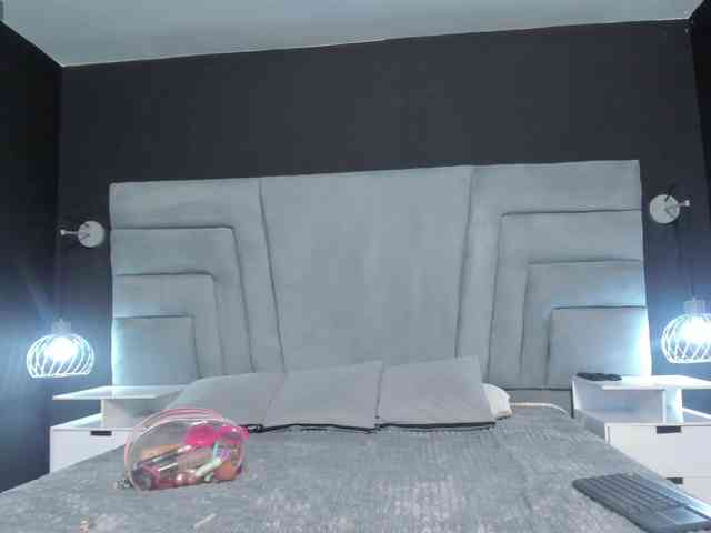 danaylia webcam