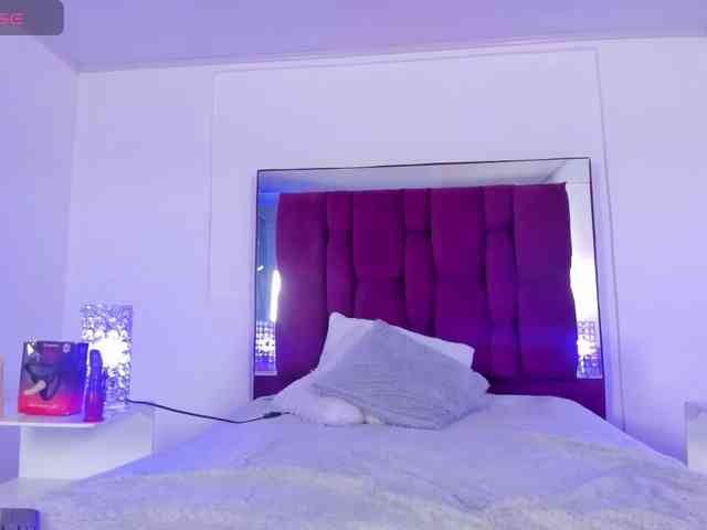 danaylia webcam