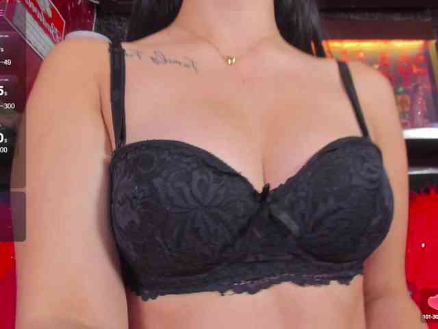 danaylia webcam