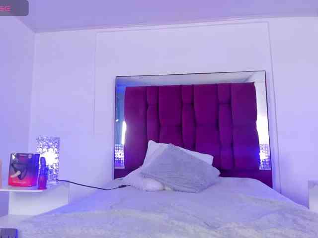 danaylia webcam