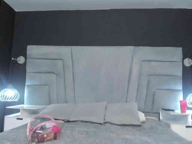 danaylia webcam