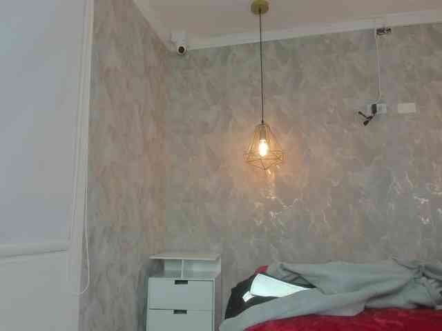danaylia webcam