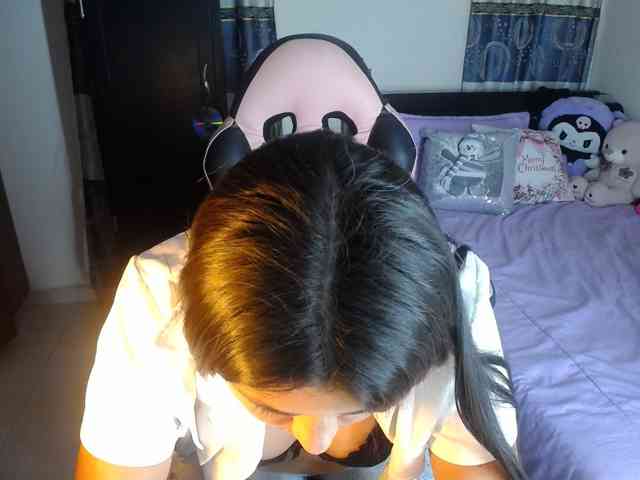 Violetacampbe webcam