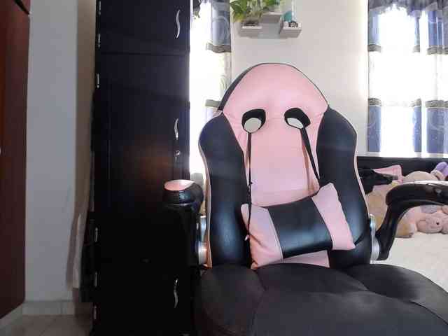 Violetacampbe webcam