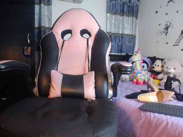 Violetacampbe webcam