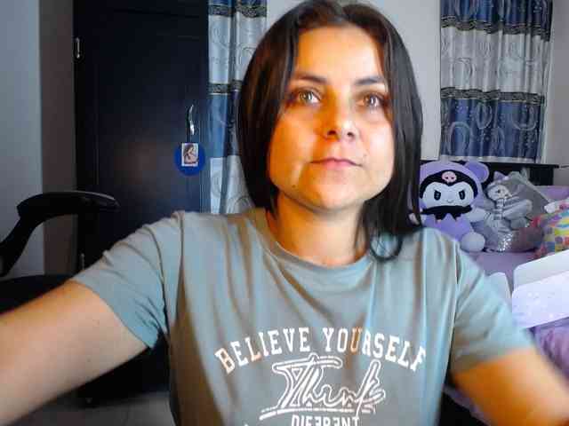 Violetacampbe webcam