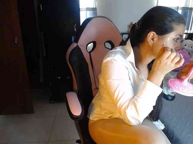 Violetacampbe webcam