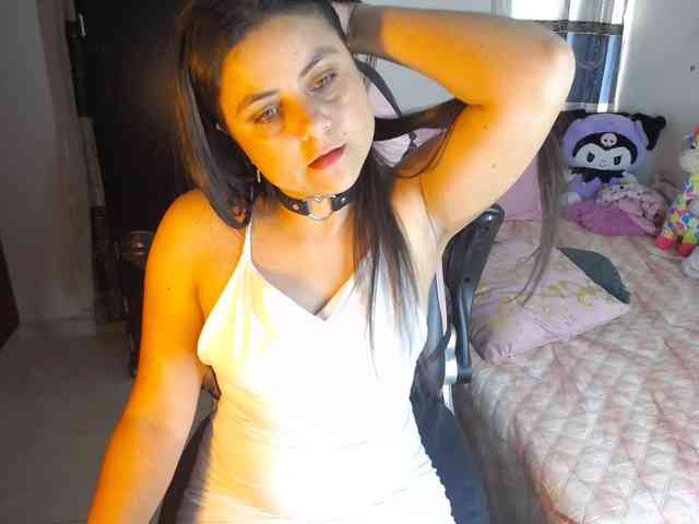 Violetacampbe webcam