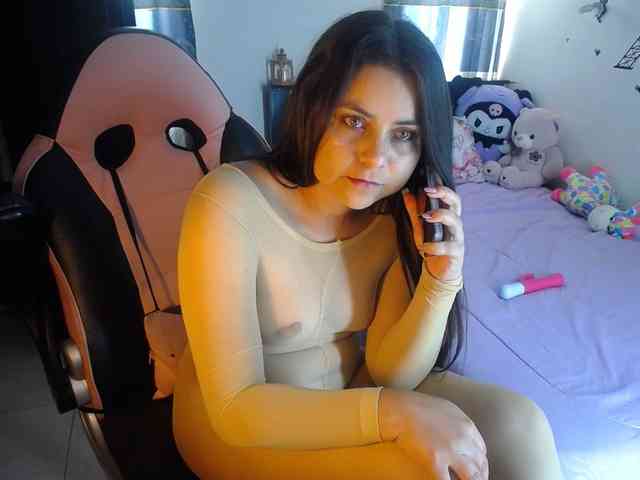 Violetacampbe webcam