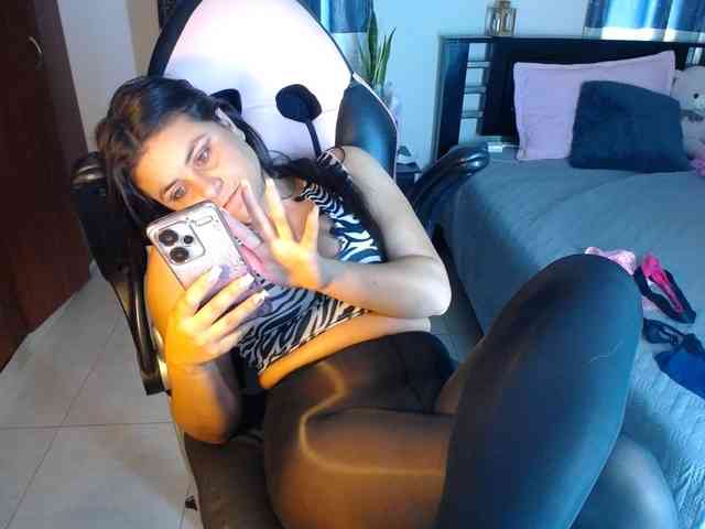 Violetacampbe webcam