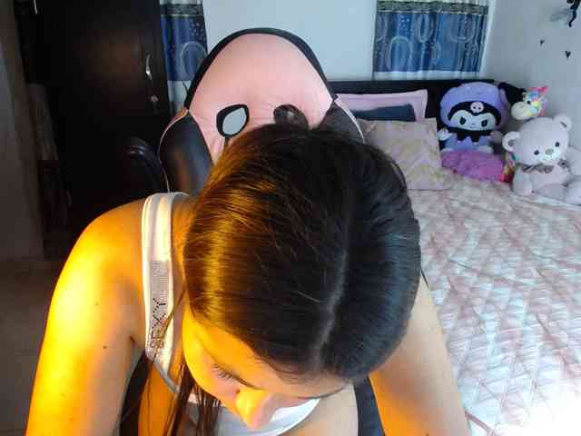 Violetacampbe webcam