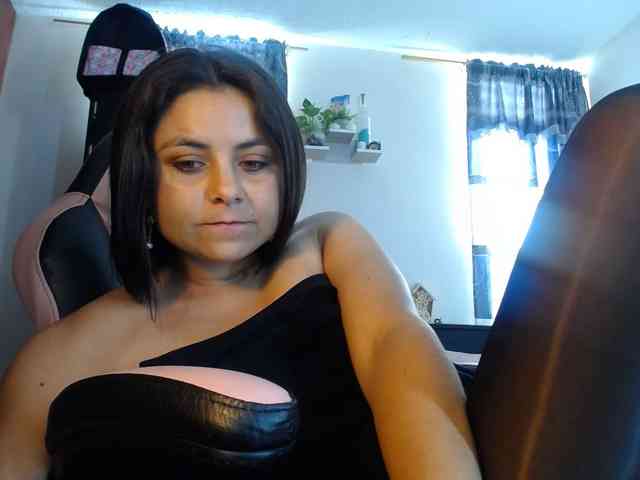 Violetacampbe webcam