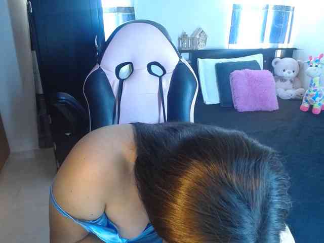 Violetacampbe webcam