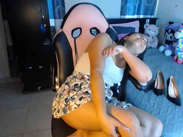 Violetacampbe webcam