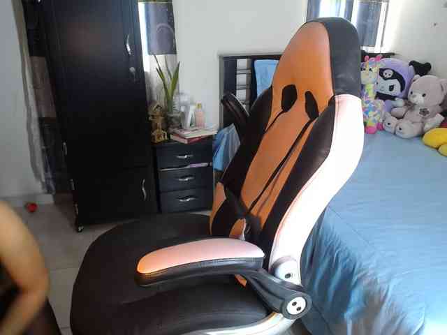 Violetacampbe webcam