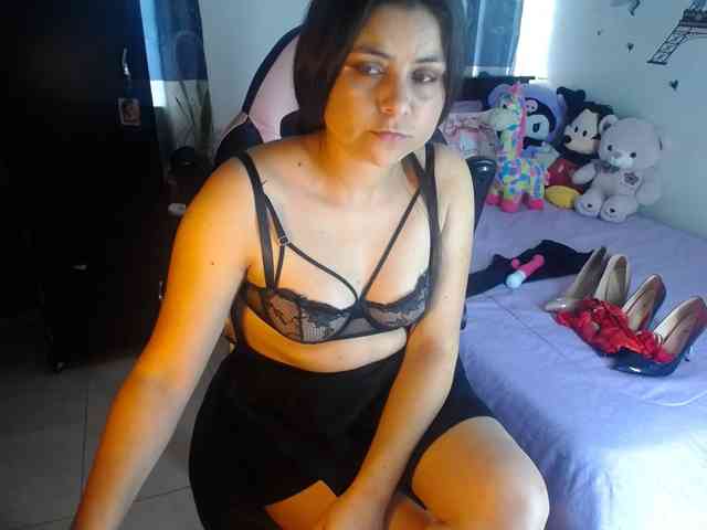 Violetacampbe webcam