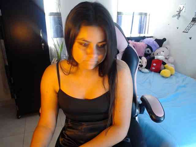 Violetacampbe webcam