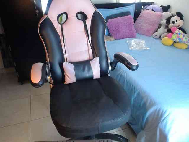 Violetacampbe webcam