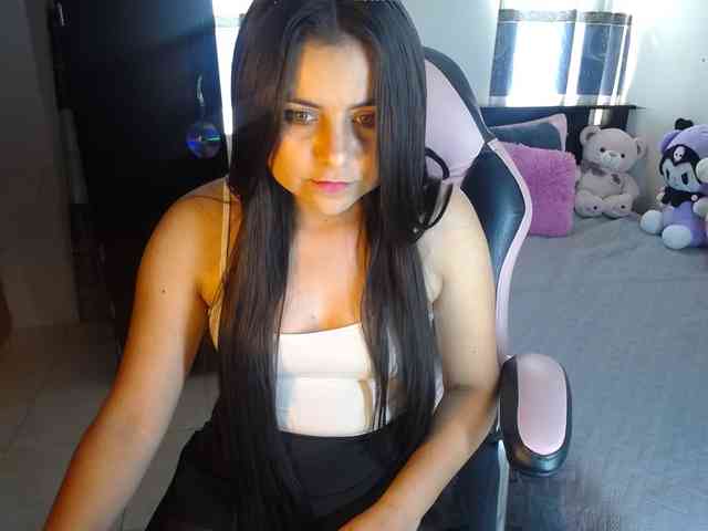 Violetacampbe webcam