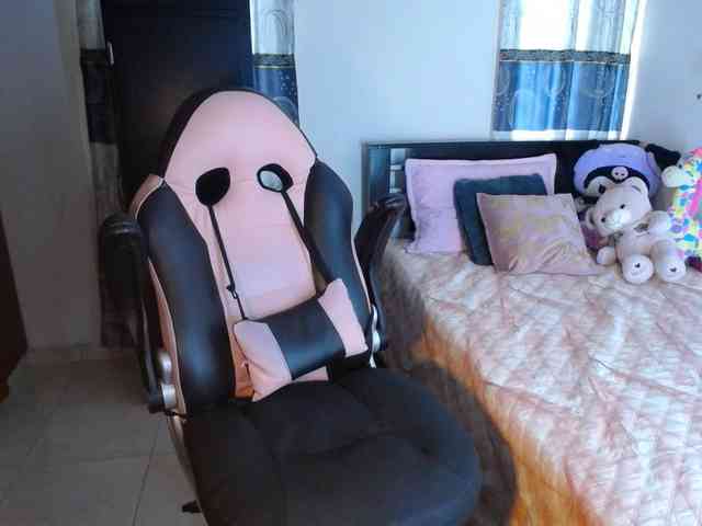 Violetacampbe webcam