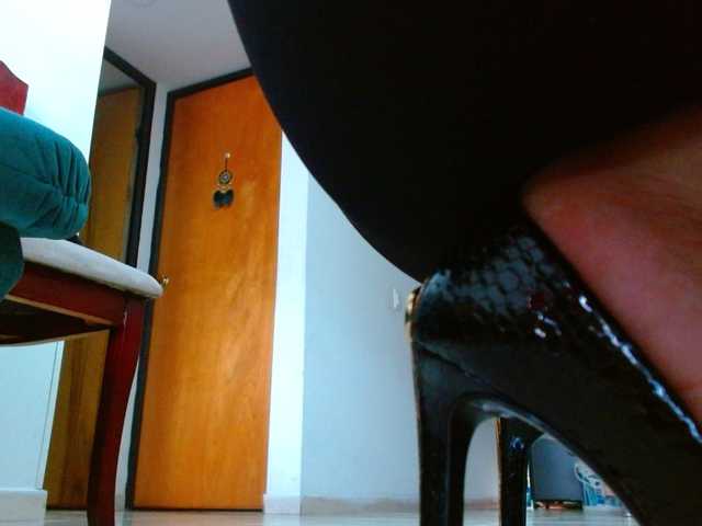 MARILYNWHANCO's BongaCams show and profile